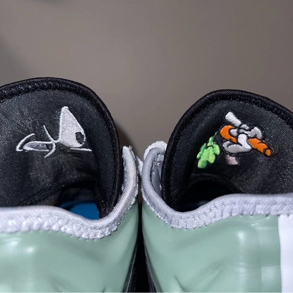 Nike LeBron XVIII 18 Low Space Jam Bugs vs Marvin Grey CV7562-005 Men's Size 6.5 - Picture 5 of 10